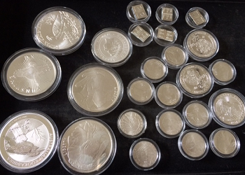 純銀の銀貨 1オンス4718.png